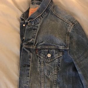 levi’s jean jacket